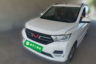 五菱汽车 五菱宏光 2021款 1.5L S标准型LAR