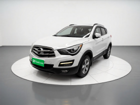 海马S5 2015款 1.6L 手动豪华型天窗版