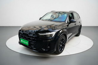 奥迪Q7 2024款 45 TFSI quattro S line黑武士型