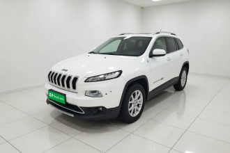 Jeep 自由光 2016款 2.4L 专业版