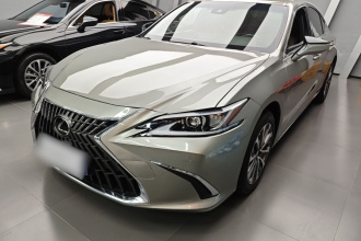 雷克萨斯ES 2023款 200 豪华版