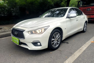 英菲尼迪Q50L 2022款 2.0T 舒适版