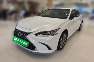 雷克萨斯ES 2023款 200 卓越版
