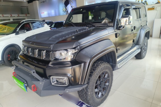北京越野 北京BJ40 2021款 2.3T 自动四驱刀锋英雄版至尊型