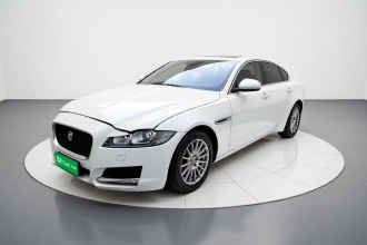 捷豹XF 2016款 XF 2.0T 两驱风华版