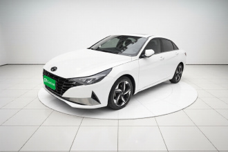 现代 伊兰特 2022款 1.5L CVT LUX尊贵版