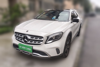 奔驰GLA 2018款 GLA 200 时尚型