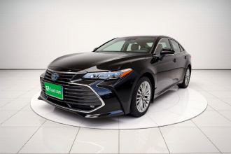 丰田 亚洲龙 2019款 双擎 2.5L XLE尊贵版 国VI