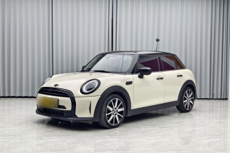 MINI 2023款 改款 1.5T COOPER 艺术家 五门版