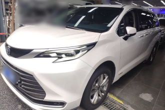 丰田 赛那SIENNA 2023款 2.5L混动 豪华版