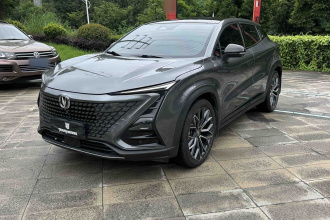 长安UNI-T 2022款 1.5T 尊贵型