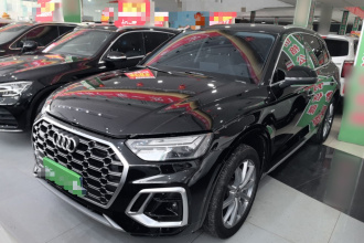 奥迪Q5L 2022款 改款 45T 豪华动感型