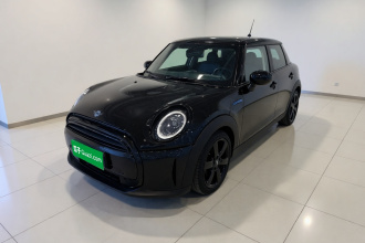 MINI 2023款 1.5T COOPER 艺术家 五门版