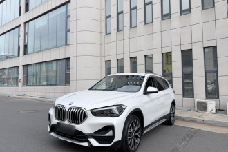 宝马X1 2022款 改款 xDrive25Li 尊享型
