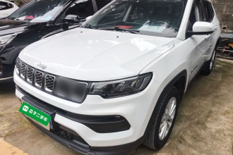 Jeep 指南者 2021款 220T 自动精英版
