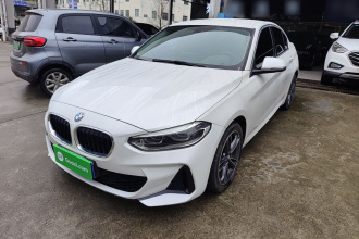 宝马1系 2023款 120i M运动版