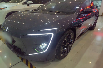 阿维塔12 2024款 650 三激光四驱性能版