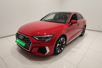 奥迪A3 2022款 A3L Limousine 35 TFSI 时尚运动型