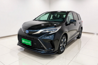 丰田 格瑞维亚 2023款 2.5L混动 尊爵VIP版
