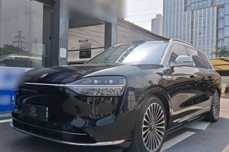 鸿蒙智行 问界M9 2025款 增程 Ultra版 52kWh 6座版 (192线激光雷达）