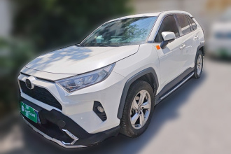 丰田 RAV4荣放 2021款 2.0L CVT两驱风尚版