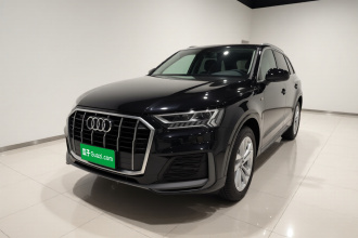 奥迪Q7 2021款 45 TFSI quattro S line运动型