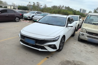 现代 伊兰特 2023款 1.5L CVT GLX精英版