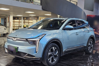 哪吒汽车 哪吒U 2022款 智400 Pro 磷酸铁锂