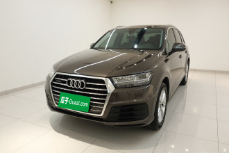 奥迪Q7 2016款 40 TFSI S line运动型