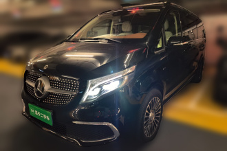 奔驰V级 2021款 V 260 L 长轴距尊贵版