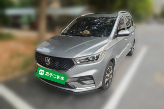 宝骏360 2019款 改款 1.5L 手动豪华型 国VI