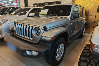 Jeep 牧马人 2019款 2.0T Sahara 四门版 国V
