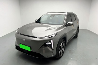 吉利银河 银河L7 2024款 1.5T 115km PLUS  龙腾版