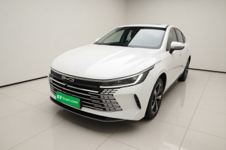 比亚迪 驱逐舰05 2024款 荣耀版 DM-i 120KM 豪华型