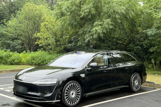 鸿蒙智行 享界S9T 2025款 增程 Ultra长续航版 (192线激光雷达）