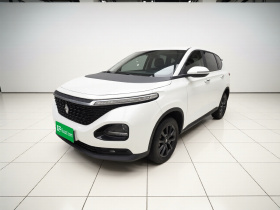 宝骏RM-5 2019款 1.5L 手动24小时在线精英型 5座