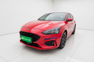 福特 福克斯 2020款 两厢 EcoBoost 180 自动ST Line