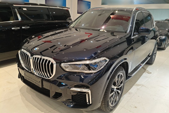 宝马X5 2022款 改款 xDrive 30Li 尊享型M运动套装