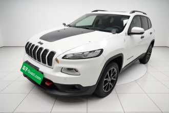 Jeep 自由光 2016款 2.4L 专业智能版
