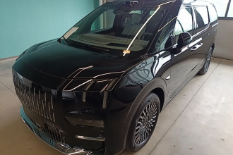 极氪009 2024款 七座过道版四驱 108kWh