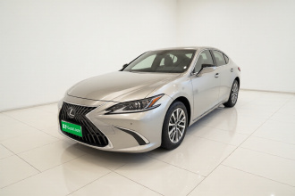 雷克萨斯ES 2022款 300h 卓越版