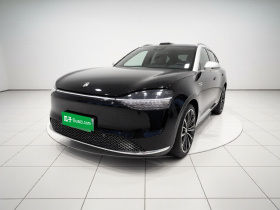 鸿蒙智行 问界M9 2024款 纯电 Ultra版 100kWh 6座版