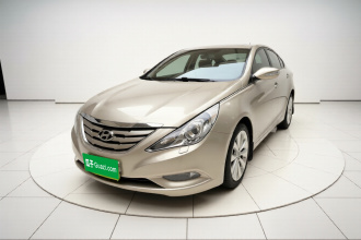 现代 索纳塔 2011款 2.4L 自动顶级版