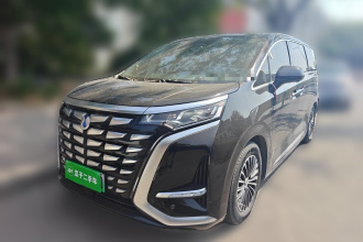 腾势D9 2022款 DM-i 970 四驱尊荣型