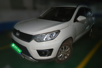 北京汽车 绅宝X35 2016款 1.5L 手动精英版