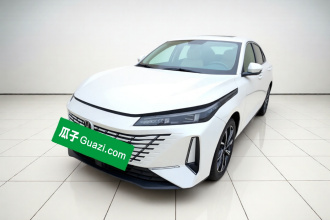 长安 逸动 2024款 1.5T GDI自动 尊贵型