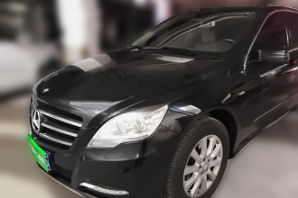 奔驰R级 2017款 R 320 4MATIC 商务型臻藏版