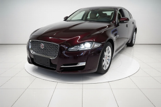 捷豹XJ 2016款 XJL 2.0T 两驱典雅商务版