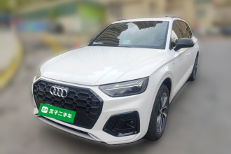 奥迪Q5L 2024款 40 TFSI 豪华动感型
