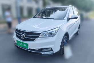 宝骏730 2019款 1.5L 手动时尚型 7座 国V